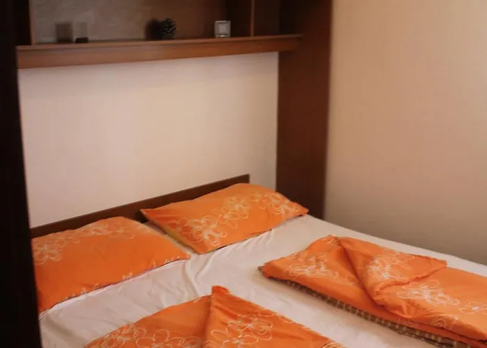 With Parking Space Businci, Ciovo - 14010 شقة *
